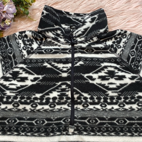 Eddie Bauer Radiator Arztec Patterned Fleece 2.0 Pullover sz L - Picture 2 of 11